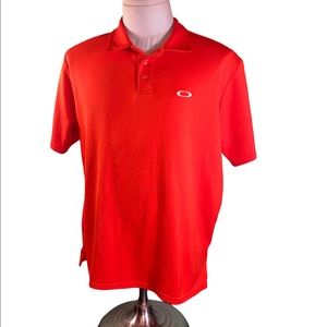 Oakley polo.  Mens large. Excellent condition.